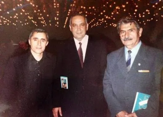 “Sənin yoxluğun dostların üçün sözlə ifadə olunmayan bir boşluqdur”