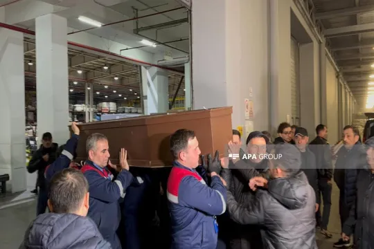 Rasim Balayevin cənazəsi Bakıya gətirildi - Fotolar