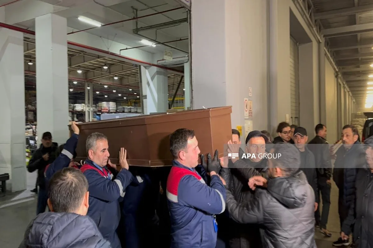 Rasim Balayevin cənazəsi Bakıya gətirildi - Fotolar