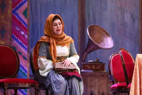 Gülüstan Əliyeva teatr səhnəsində!
