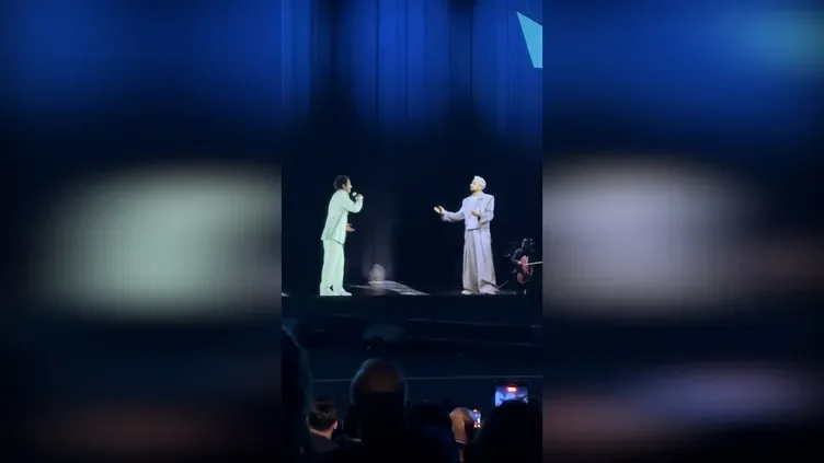 Sefo Müslüm Gürseslə eyni səhnədə!