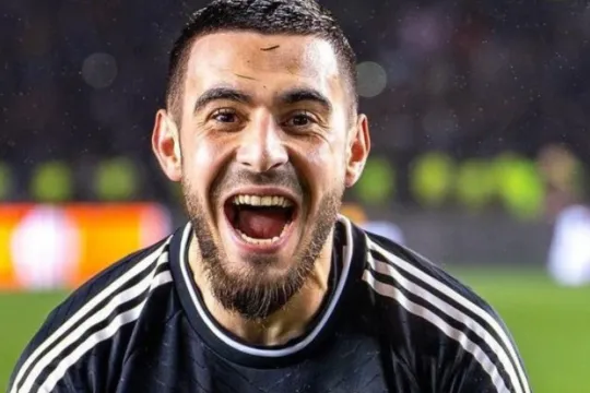 Elvindən daha bir “Başuvaaaa”!