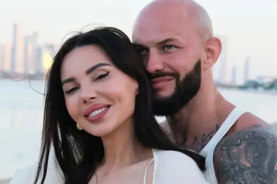 Oksana və Ciqanın 14 illik evliliyi bitdi