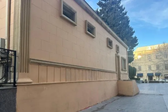 Nizami Kino Mərkəzinin fasadı bərpa edildi - Foto