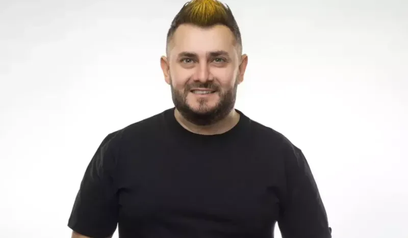 “Millət vəkillərinin fəaliyyətini görürük ki, tanıyaq?”