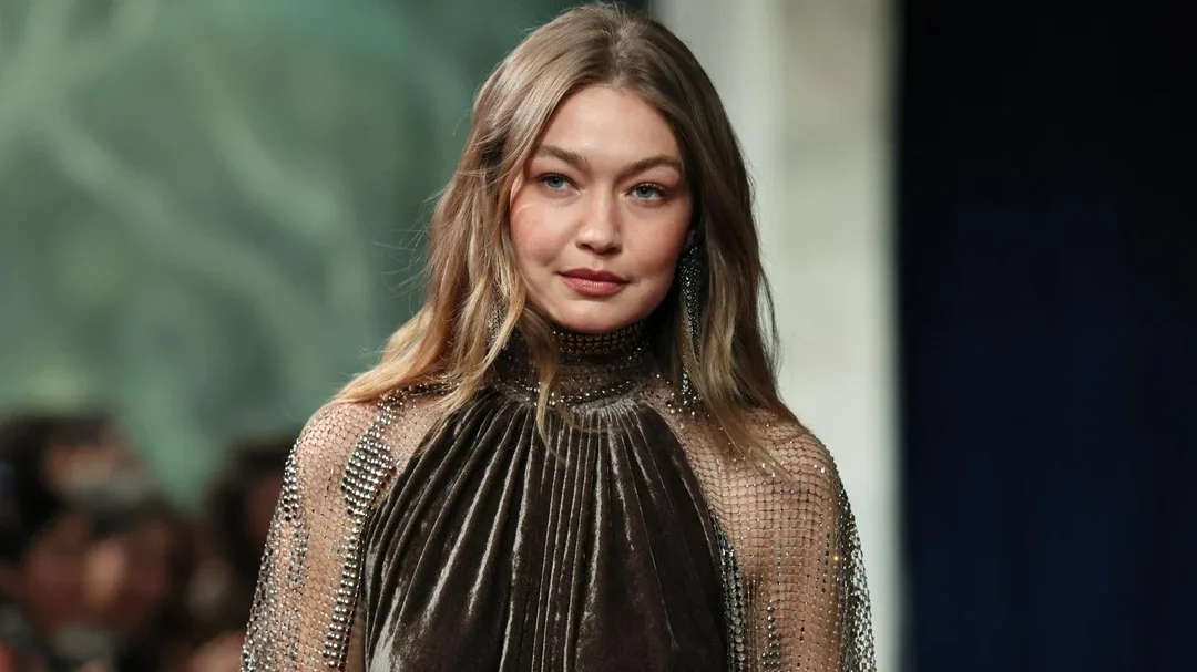 Cici Hadid Epşteynlə bağlı açıqlama verdi