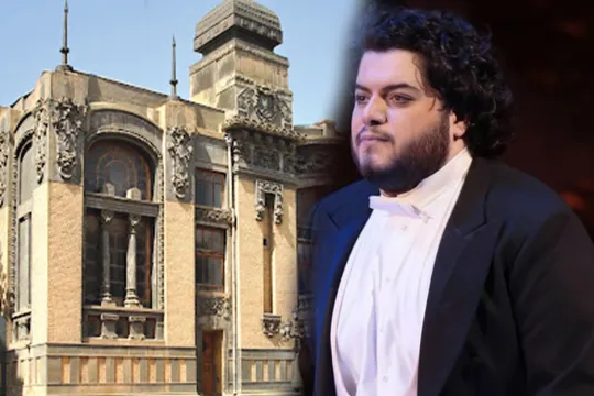 “Teatr məni vəkil axtarmağa məcbur edir”