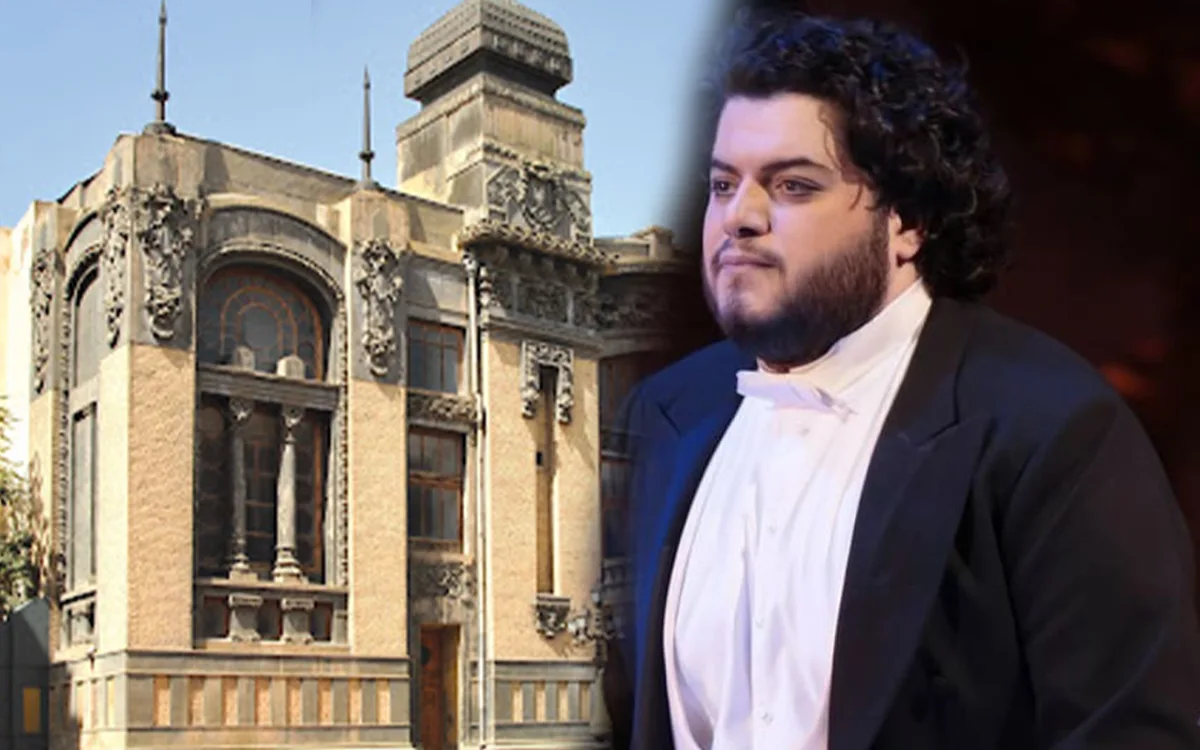 “Teatr məni vəkil axtarmağa məcbur edir”