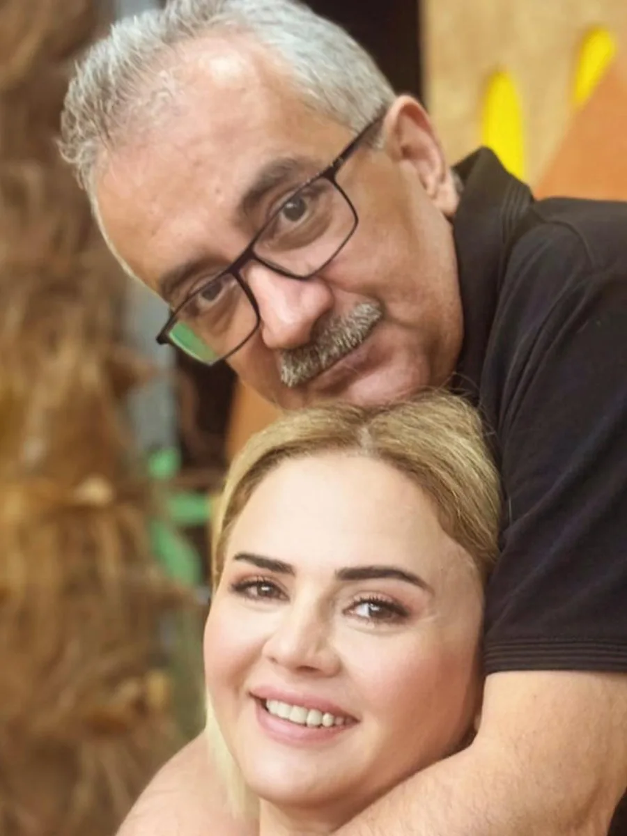 Boşandığı həyat yoldaşını təbrik etdi