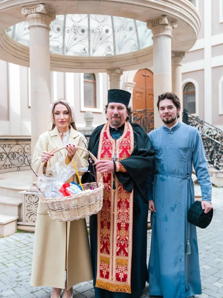 Prezidentin gəlini Pasxa bayramını qeyd etdi 