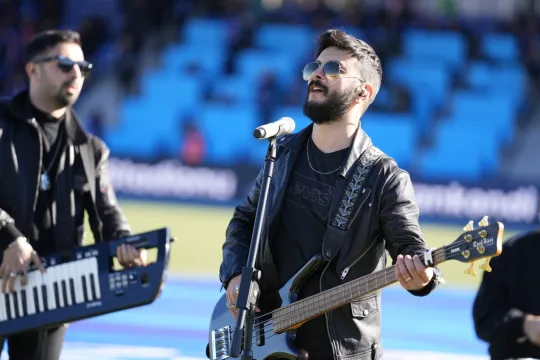 Mərdan  “Əllərini uzat, gülüm”ə yeni nəfəs verdi