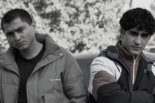 “Mikro rayon”a iki günə 100 min baxış!