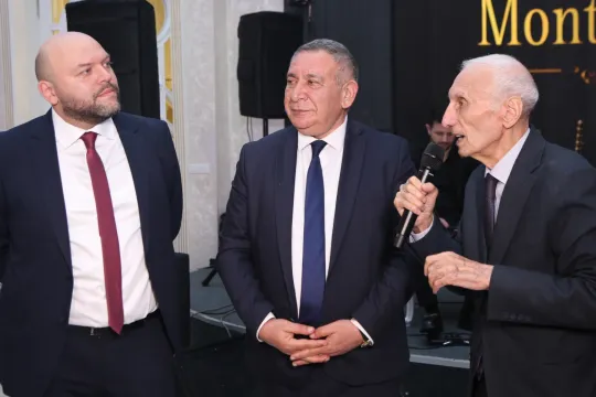 Hacıbəy 35, Azxeber 16...