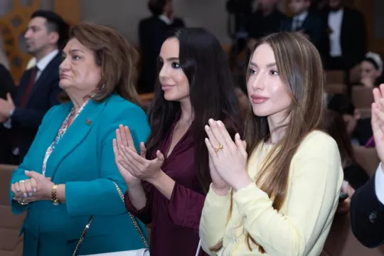 Prezidentin qızı və gəlininin film təqdimatından - Fotoları
