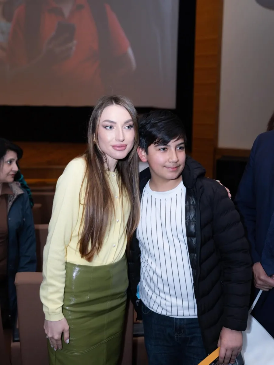 Prezidentin qızı və gəlininin film təqdimatından - Fotoları