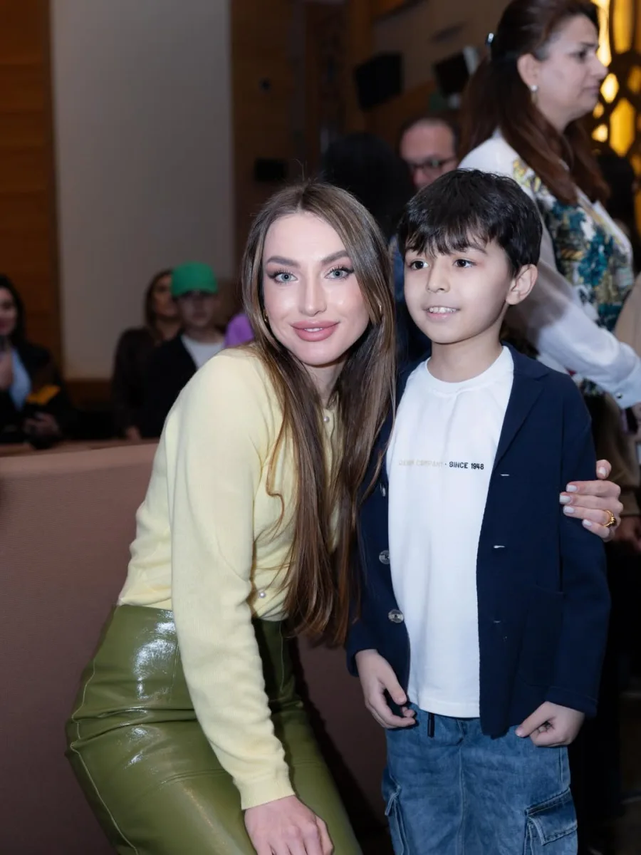 Prezidentin qızı və gəlininin film təqdimatından - Fotoları