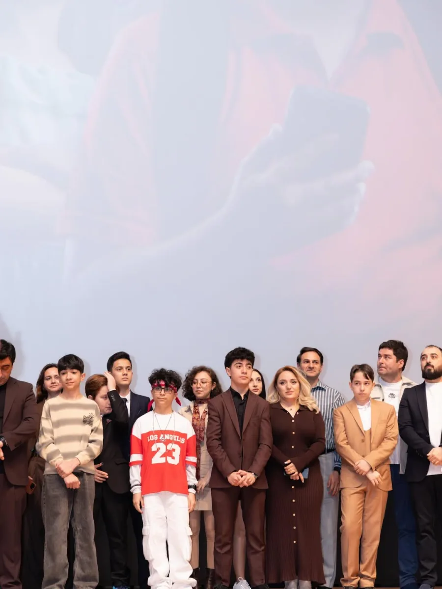 Prezidentin qızı və gəlininin film təqdimatından - Fotoları