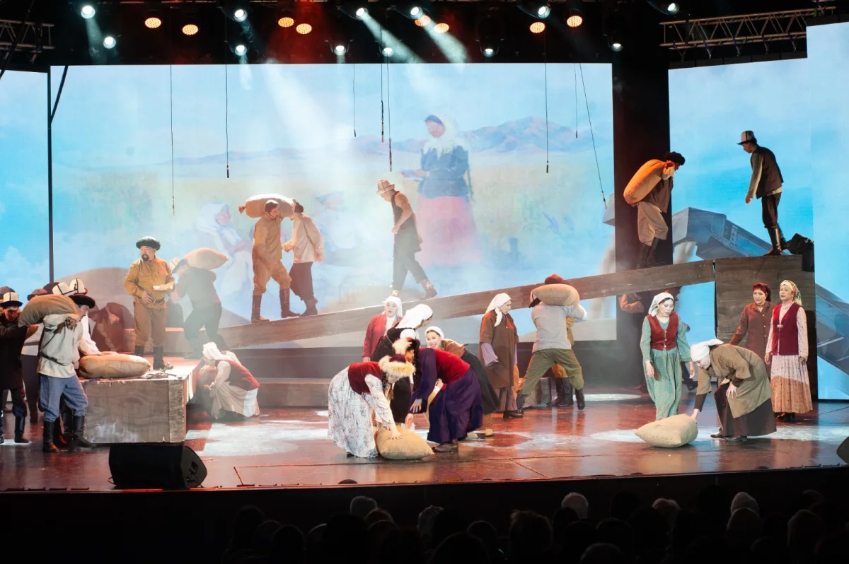 AzDrama-da “Cəmilə” təqdim olundu