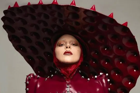 700 milyon qazancla rekord qırdı!