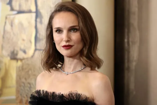 Natali Portman hamilədir