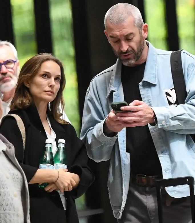 Natali Portman hamilədir