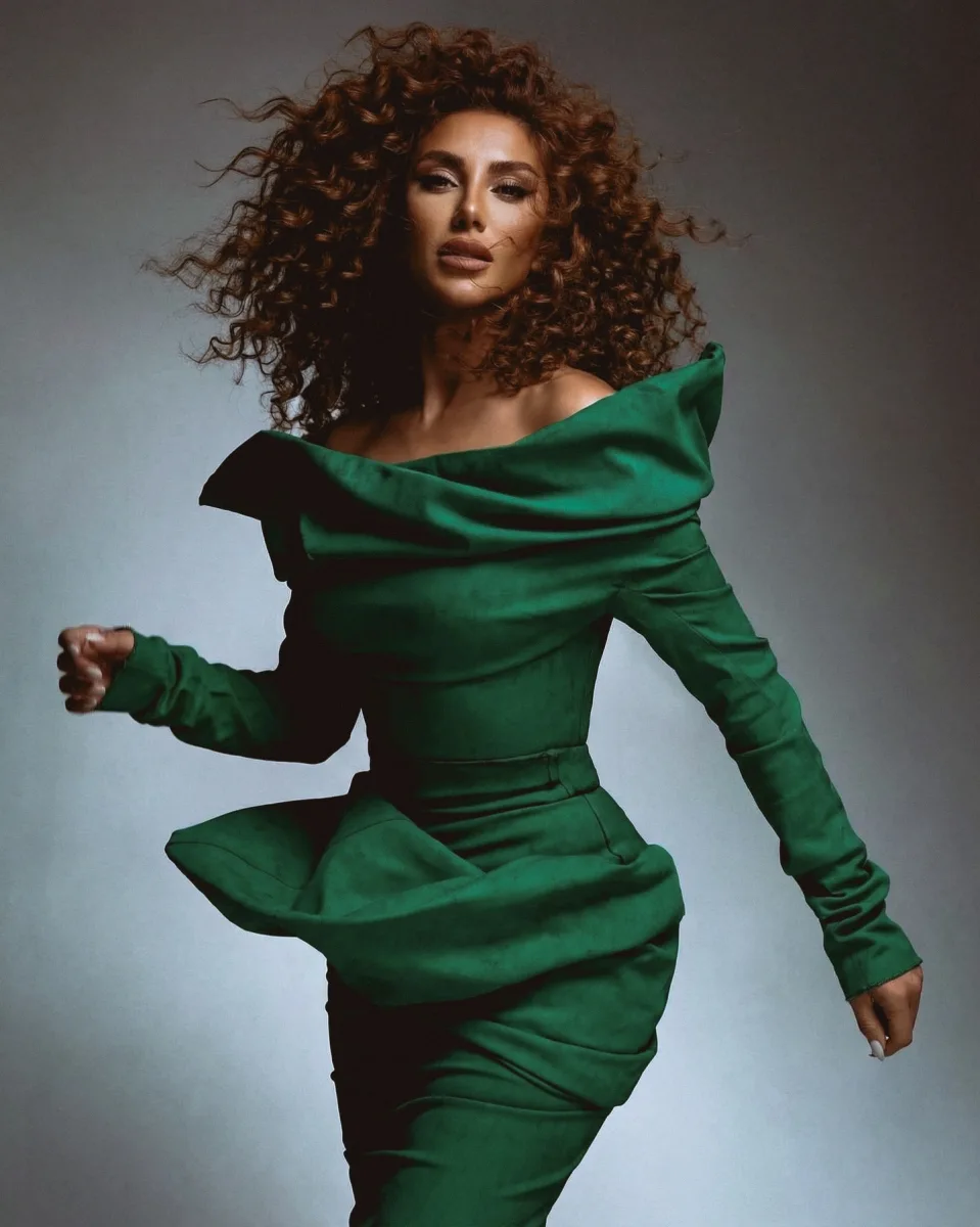 “Şou-biznesdəki əkizim Tünzalə Ağayevadır”