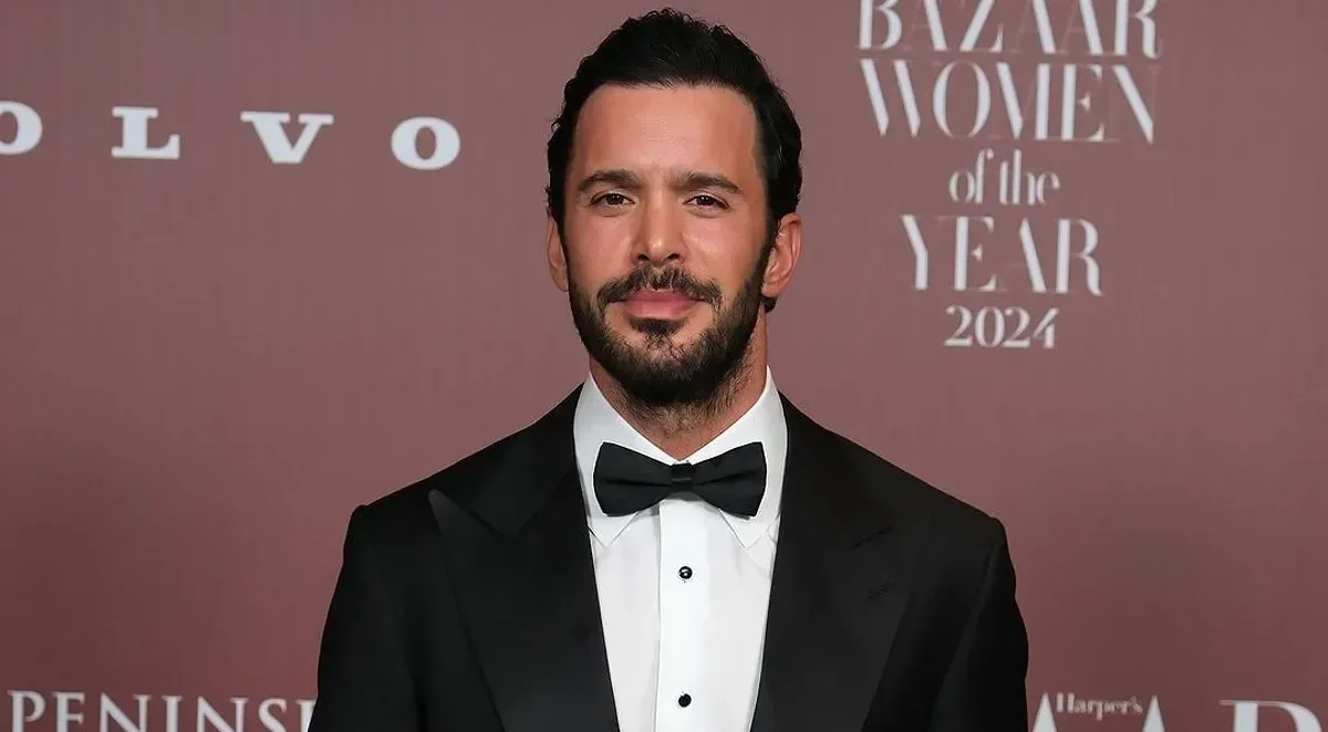 Barış Arduç qardaşları ilə - Foto