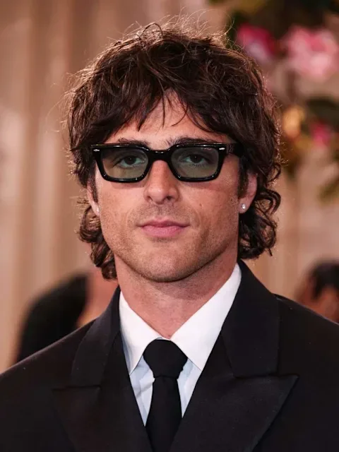 “O, seks-simvoldur, yoxsa hörmət edilən aktyor?”