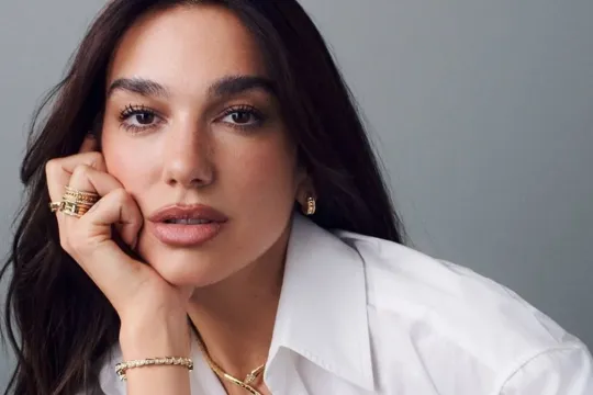 Dua Lipa nişanlısı ilə tətildə - Fotolar