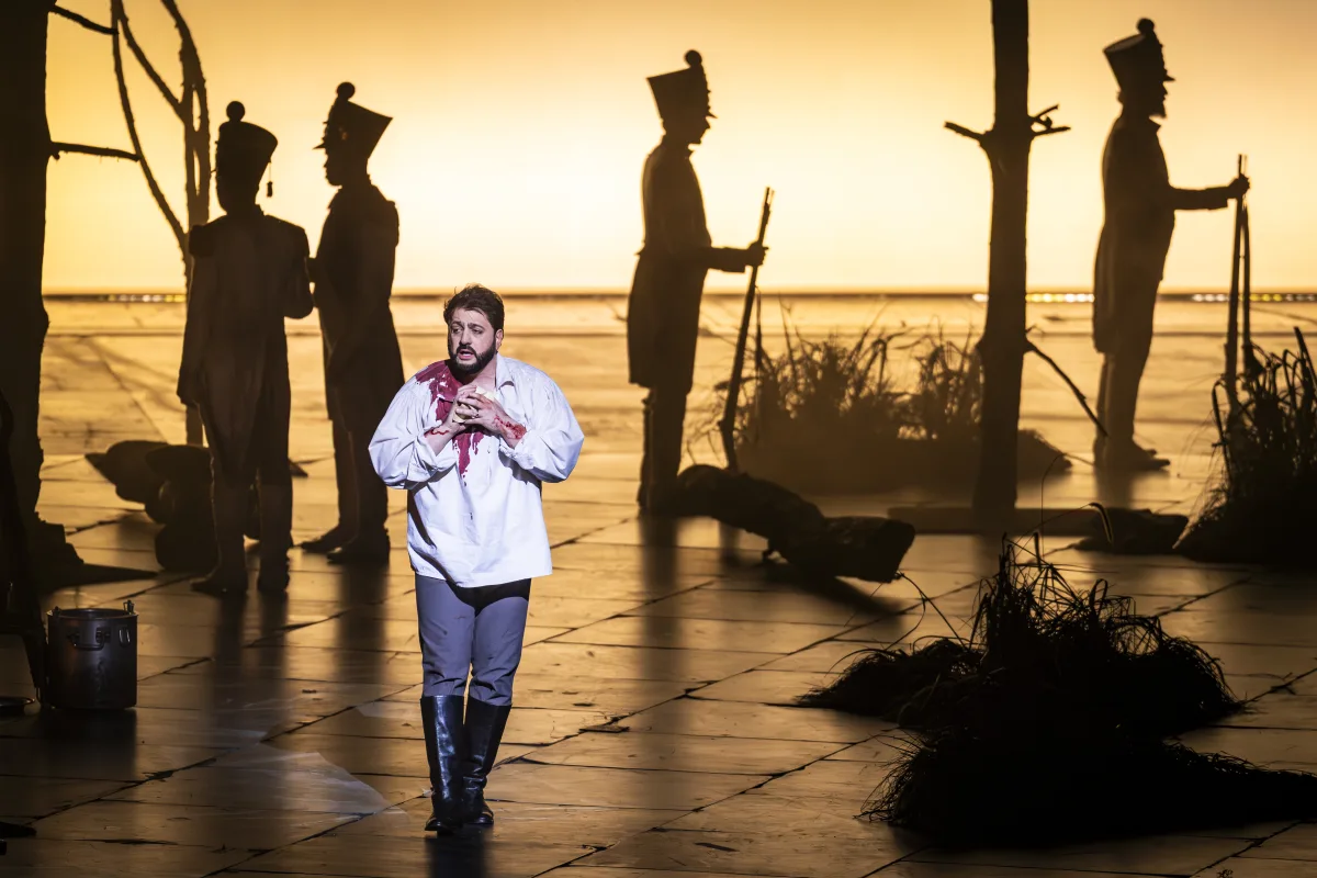 Yusif Eyvazov Opéra Bastille səhnəsində “Toska” ilə triumf etdi 