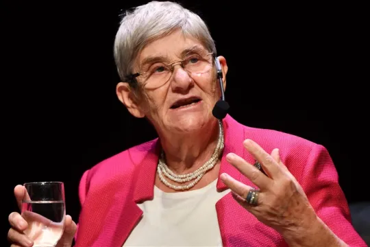 “Həyat yoldaşıma görə dişlərim töküldü”