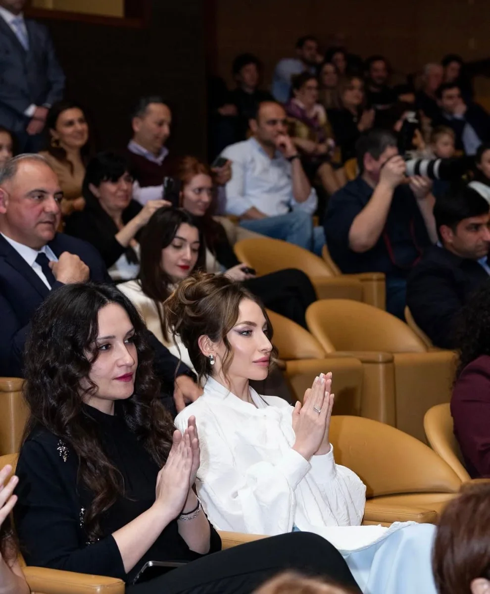 Alena Əliyeva konsertdə - Fotolar