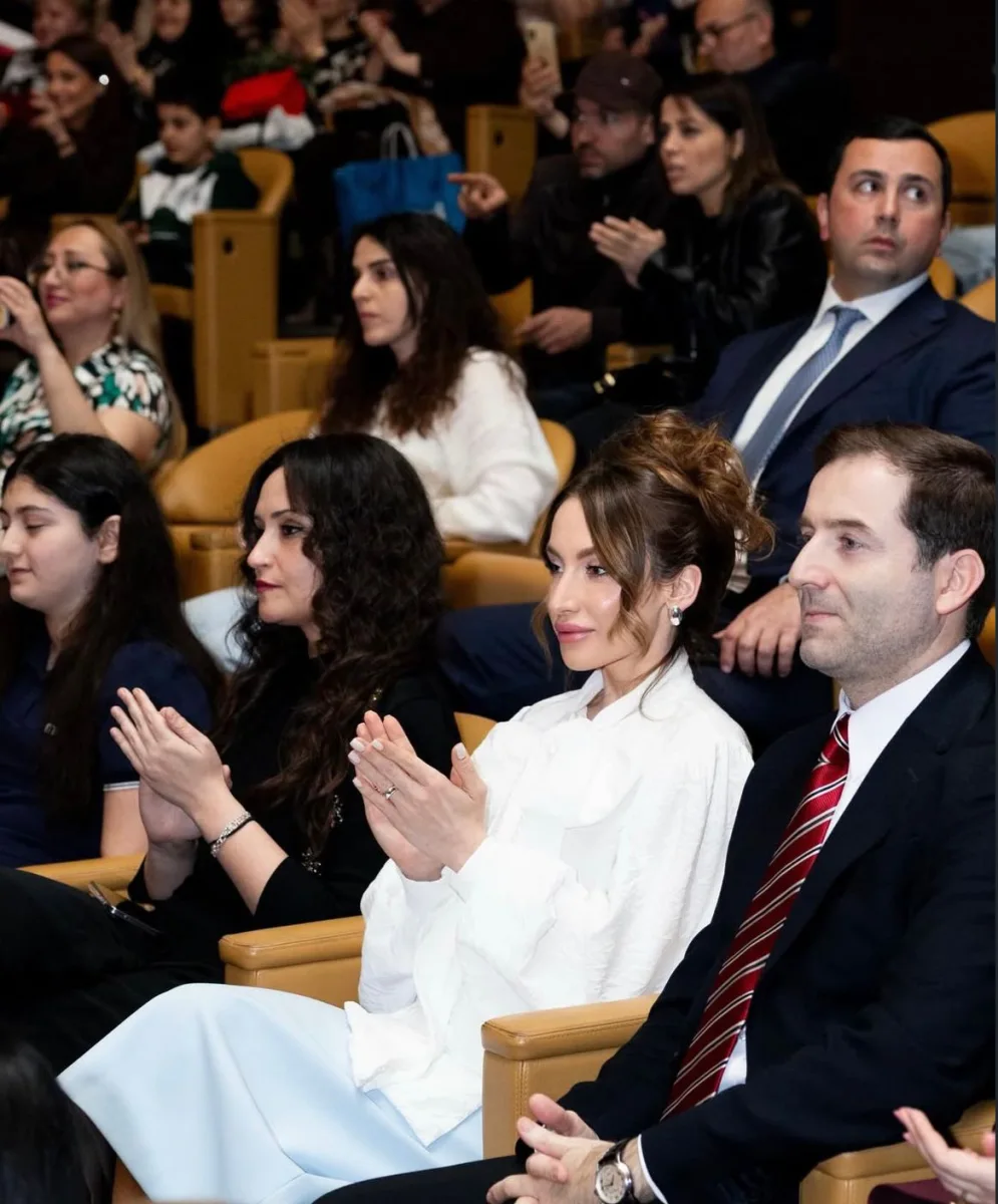 Alena Əliyeva konsertdə - Fotolar