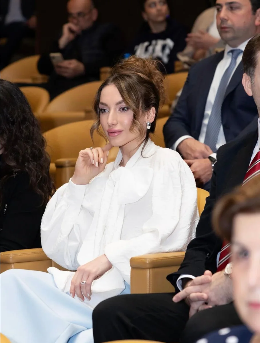 Alena Əliyeva konsertdə - Fotolar