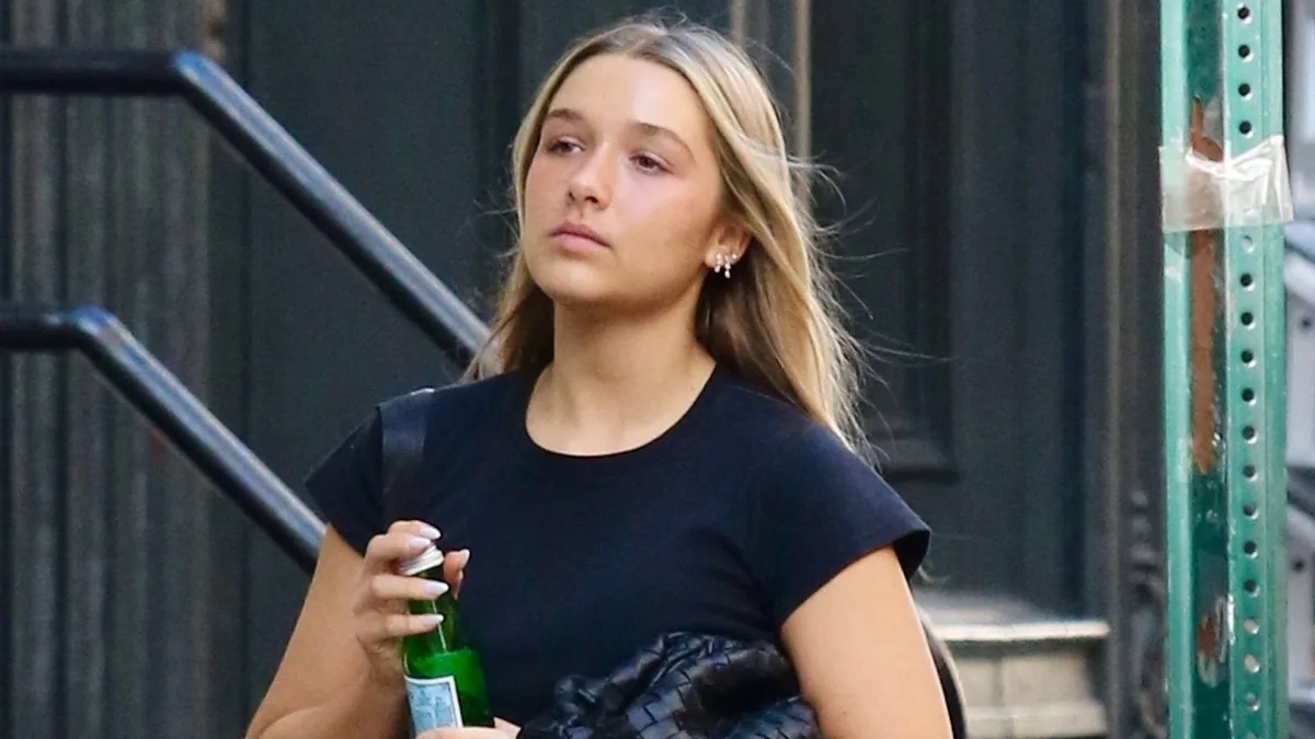 Bekhemlərin 14 yaşlı qızının küçə tərzi - Foto