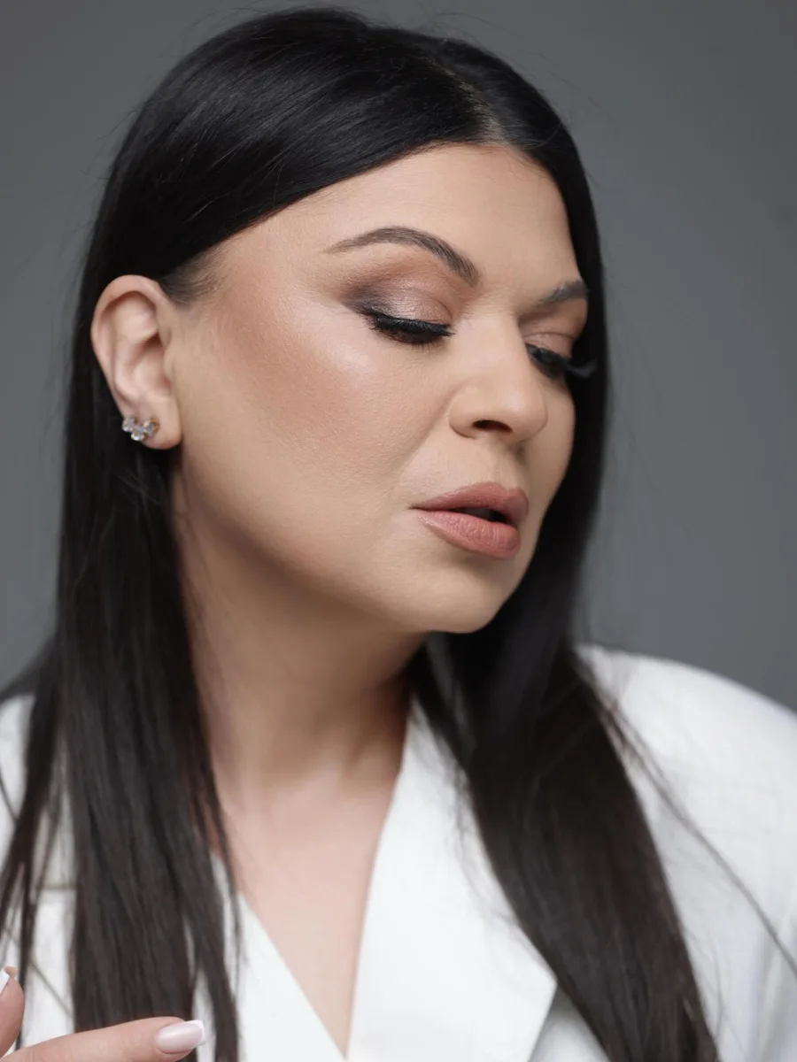 Zümrüdün  “Sonun başlanğıcı”  fotoları