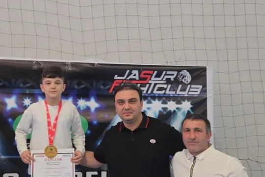 Aşıq Zülfiyyənin nəvəsi çempion oldu