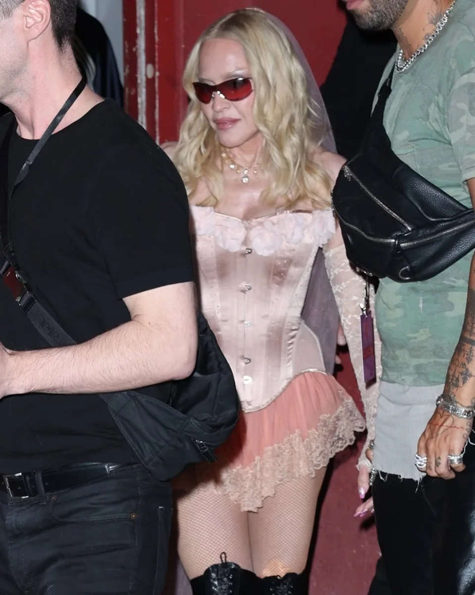 67 yaşlı Madonna…