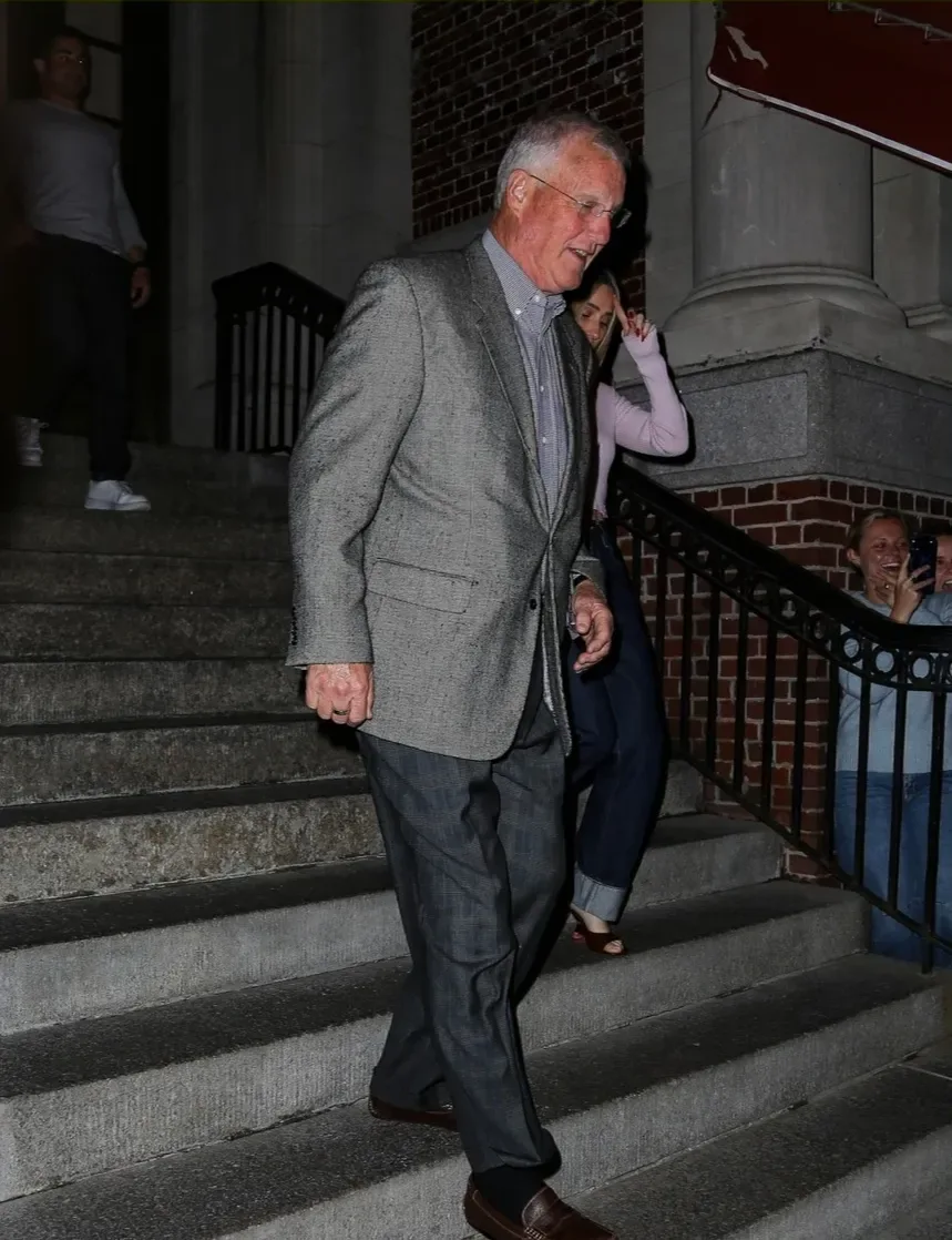 Teylor Svift atası ilə - Foto