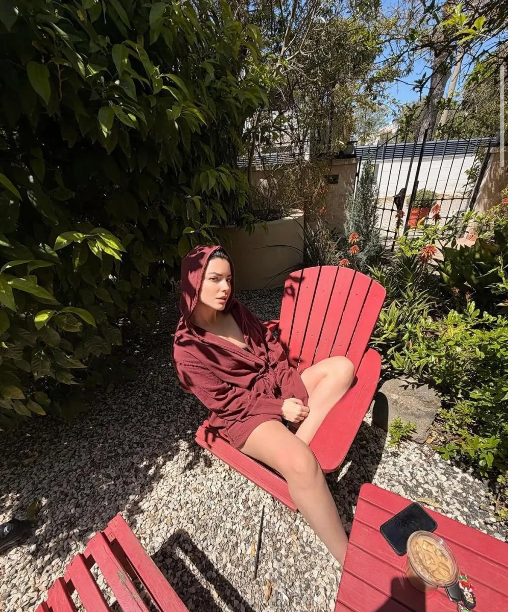 Merve Boluğurdan tətil fotoları