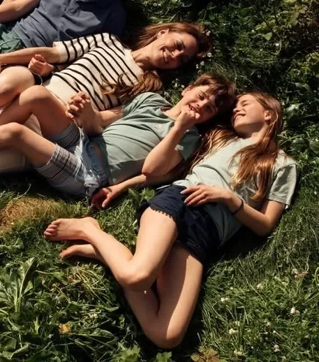 Kral ailəsindən yeni fotolar