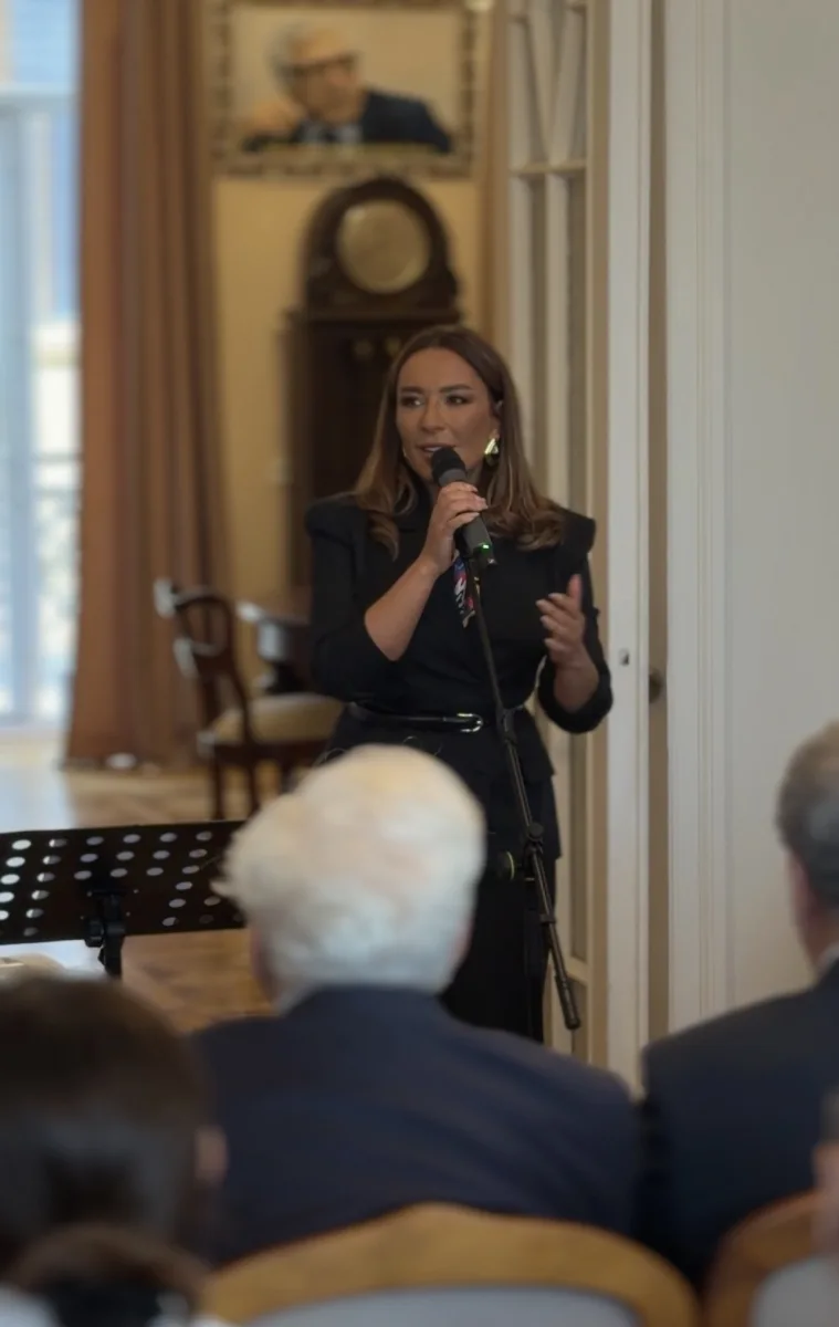 Tünzalə Ağayeva “Bir ocaqda iki şairin işığı”  adlı poeziya gecəsində
