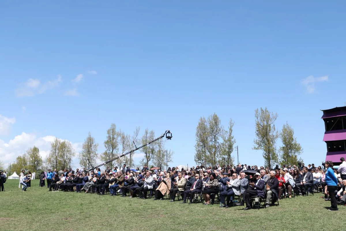 “Xarıbülbül” Beynəlxalq Musiqi Festivalı başladı - Fotolar