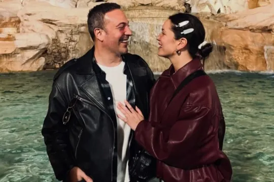 Oğuzhan Koç sevgilisi ilə...