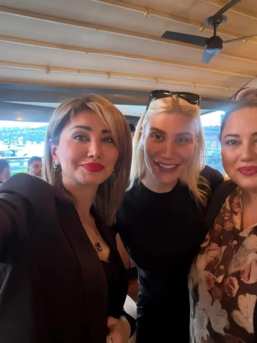 Aytən Rafet və İremlə bir araya gəldi