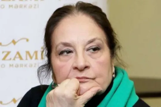 Sədrliyə namizəd Şəfiqə Məmmədova qurultayda iştirak etmir