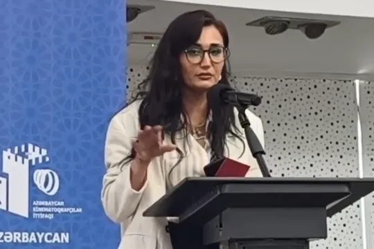 “Siz kimsiniz?!” - Qurultayda dava!