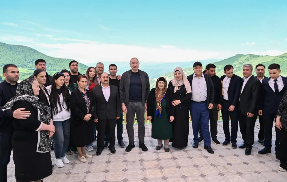 Prezident Şuşaya getdi - Fotolar