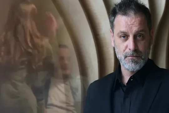 “Mən də bir insanam!” - Restorandan qovulmasından yazdı