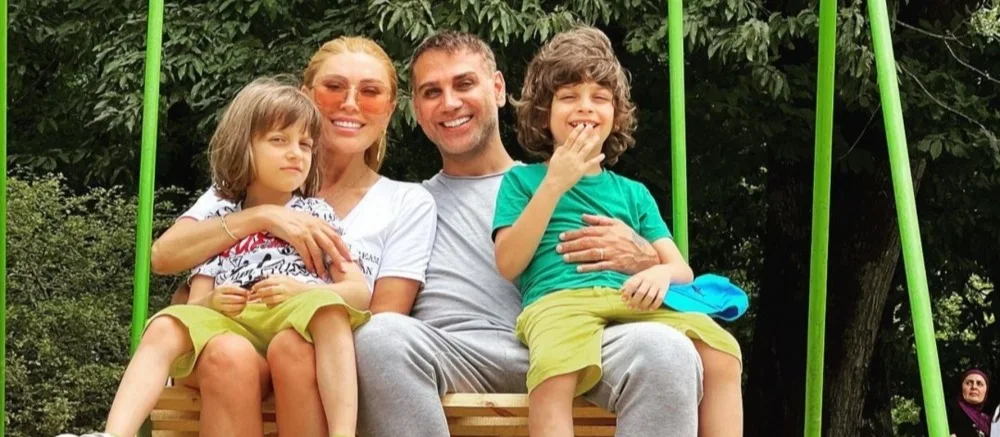 “Uğurlarınızla qürur duyuram”
